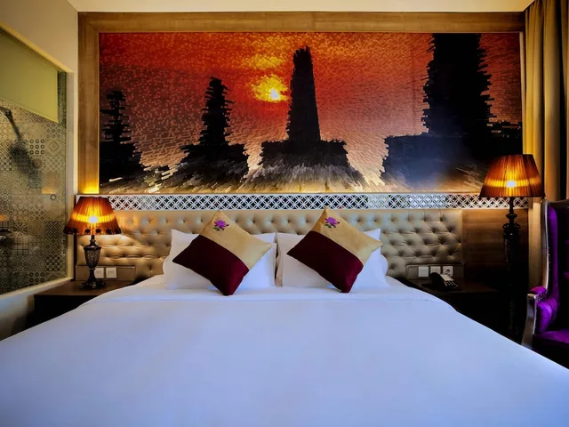 غرفة سوبيريور بسرير كوين بشرفة، Grand Mercure Yogyakarta Adi Sucipto 4/5