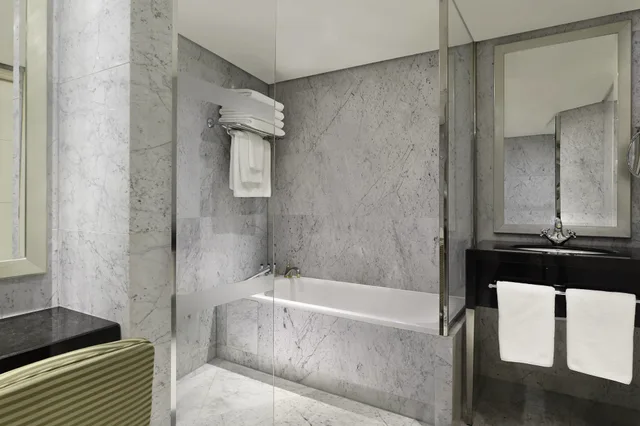 جناح بسريرين مزدوجين بغرفتي نوم، The Park Tower Knightsbridge, a Luxury Collection Hotel, London 10/10