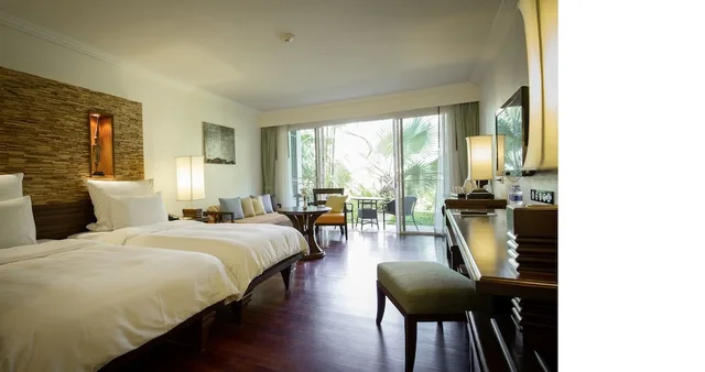غرفة كلاسيكية بسرير مزدوج مع أريكة، Robinson Club Khao Lak 1/2