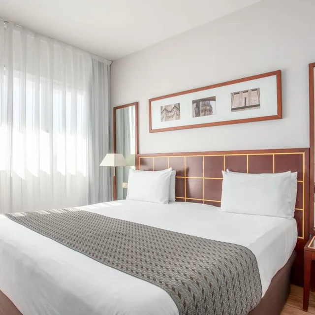 Room, Double or Twin Bed, Eurostars Toledo 7/10