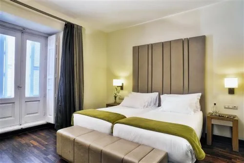 Deluxe, Single, Double or Twin Bed، Nh Collection Madrid Palacio de Tepa 1/2