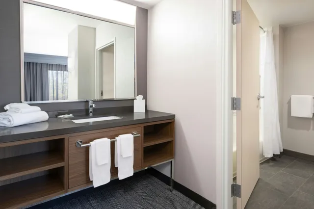 غرفة، Courtyard By Marriott Hanover Lebanon 7/7