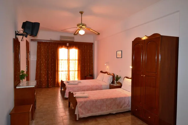 Studio, Villa Georgia 2/10