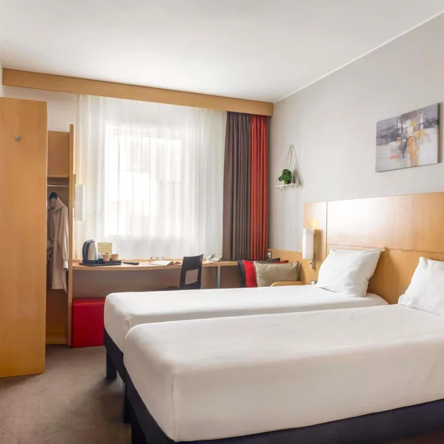 غرفة قياسية مفردة، ibis Lugano Paradiso 5/12