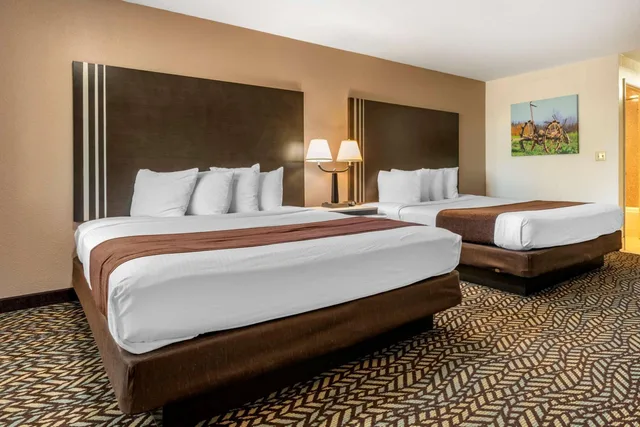 غرفة ديلوكس بسريرين كينج، Best Western Orchard Inn 1/6