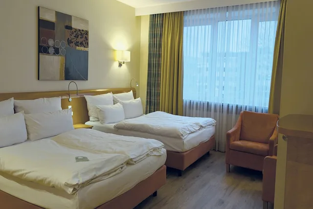غرفة بريميوم عائلية بسريرين مزدوجين، Select Hotel Tiefenthal 2/10