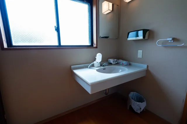 Private, Family, 1 Single and 2 Bunk Beds، Guest House Ouka - Hostel 6/10