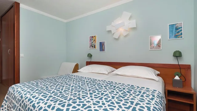 Room, Twin Beds, Park or Courtyard View, Sofa, Balcony، Amadria Park Beach Hotel Niko 1/9