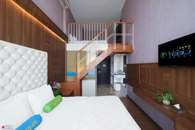 لوفت عائلي، GRAND TEBU HOTEL 2/2