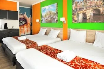 Room, Quadruple, Amsterdam Teleport Hotel 1/1