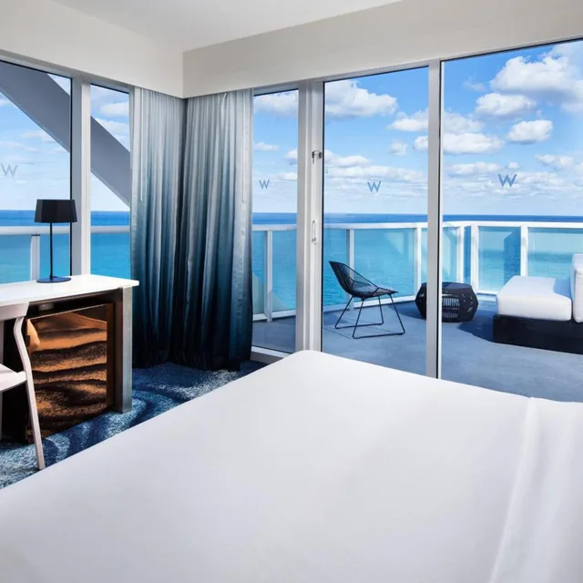 1 Bedroom, Supreme, Suite, King Bed, Ocean Front, Balcony, Corner، W Fort Lauderdale 1/2