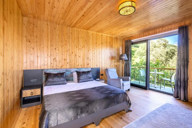 Superior, Queen Bed, Avena Mountain Boutique Hotel 1/3