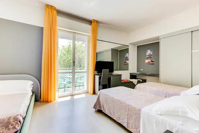 غرفة سوبيريور رباعية، Hotel Ivano 2/10