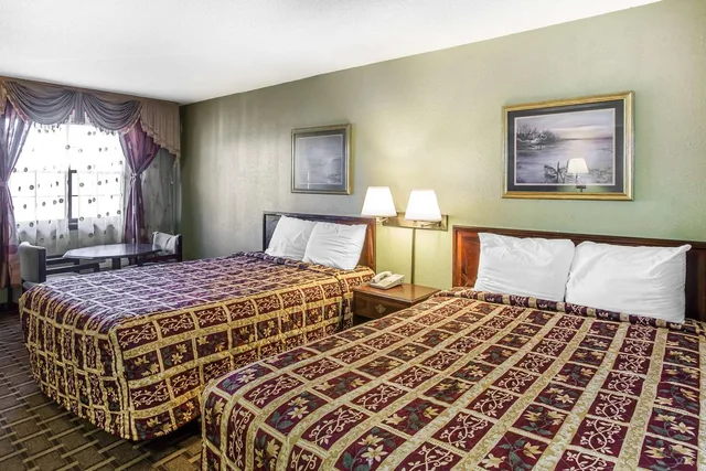غرفة بسريرين كوين، Rodeway Inn & Suites Smyrna - Nashville Area 2/3