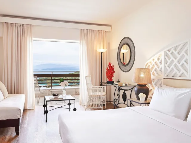 Sky, 1 Double and 1 Single Bed, Sea View, Balcony، Grecotel Daphnila Bay 1/1