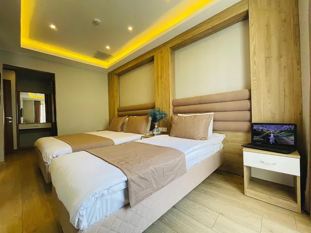 غرفة قياسية ثلاثية، Zem Hotel 1/7