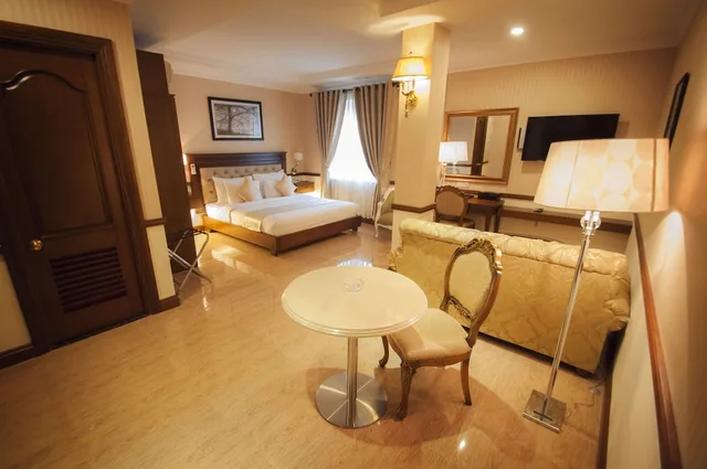 جناح بسرير مزدوج، Central Hotel and Residences 4/4