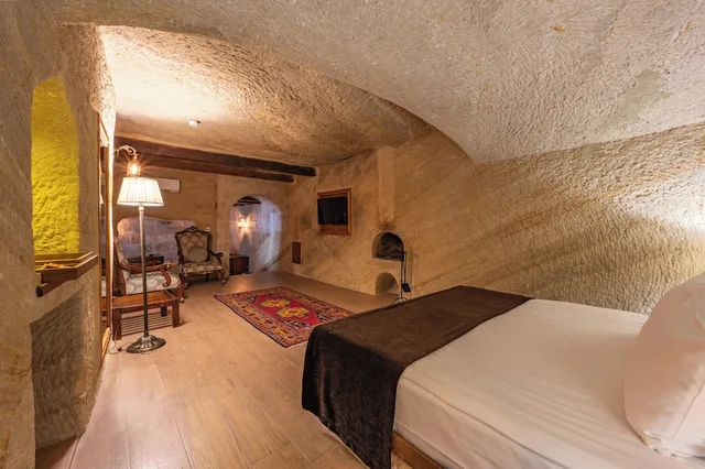 جناح تنفيذي بسرير كينج مع سرير سحّاب إضافي، Utopia Cave Cappadocia 6/10