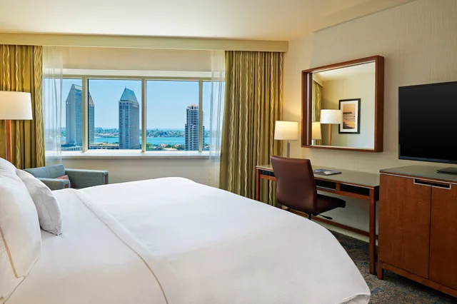 Room, King Bed, Bay View, The Westin San Diego Bayview 3/7