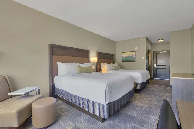 Suite, 2 Queen Beds, Sofa, Kitchen, Best Western Plus Executive Residency Fillmore Inn 4/5