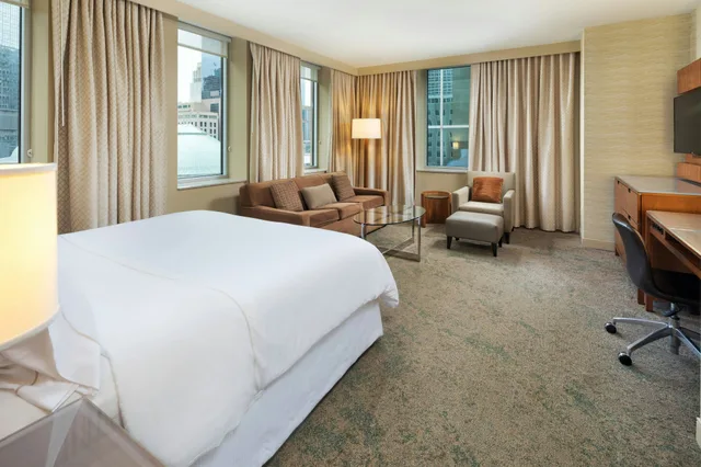 جناح، The Westin Minneapolis 3/5