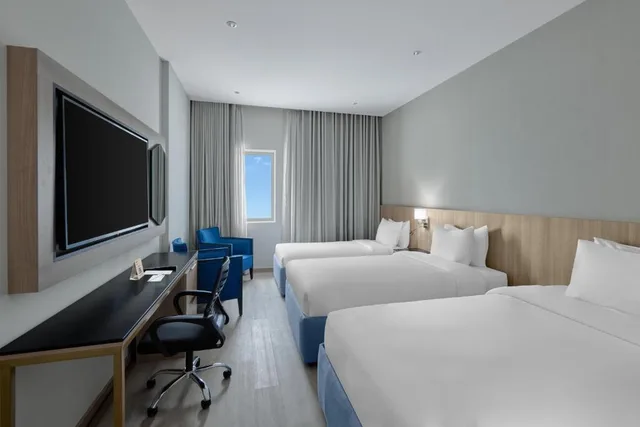 غرفة قياسية ثلاثية، فندق مكارم ام القرى(Makarem Umm Alqura Hotel) 1/2