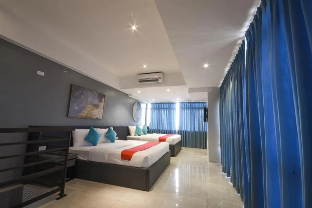 غرفة سوبيريور بسرير مزدوج أو سريرين منفصلين بإطلالة على المدينة، Pacific Skyloft Hotel 2/8