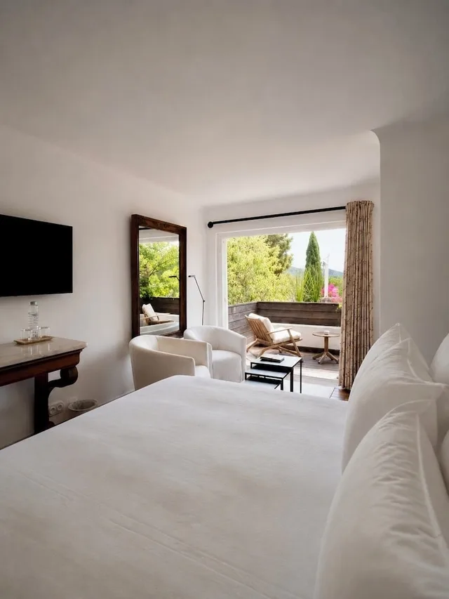 Standard, Double Bed, Grand Hôtel De Cala Rossa 5/10