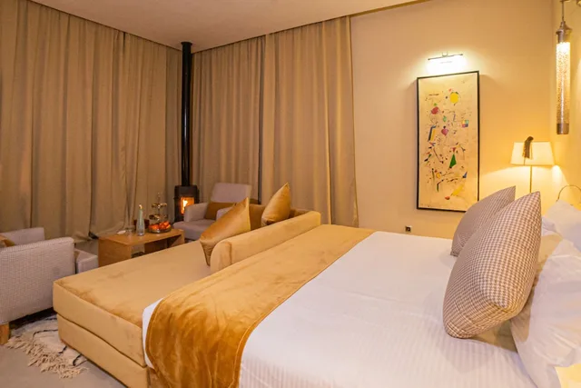 جناح سوبيريور بسرير كينج مع أريكة، Sumahan Suites and Spa 1/1