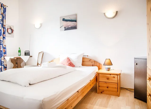Room, Single, Balcony, Hotel Tum Stuurmann 4/5