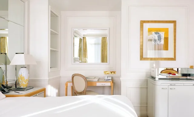 Superior, King Bed, Pinewood View، Grand Hotel du Cap-Ferrat, a Four Seasons Hotel 8/9