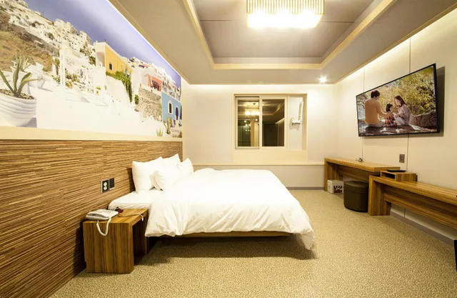 غرفة ديلوكس بسرير كوين، Jinju Kai Hotel 1/1