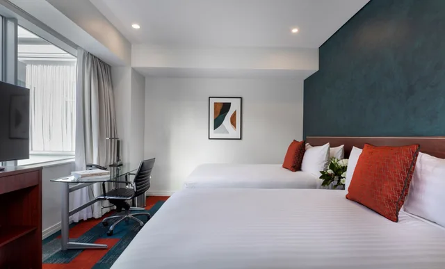 غرفة ديلوكس بسريرين منفصلين بإطلالة على المدينة، Rydges Auckland 1/2