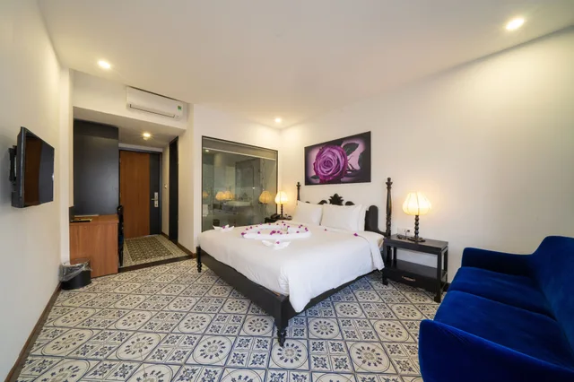 غرفة ديلوكس بسرير كوين بشرفة، Thanh Binh Central Hotel 2/8