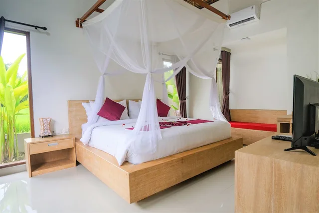 فيلا فاخرة بسرير كوين، Three Gold Luxury Private Villas 2/4