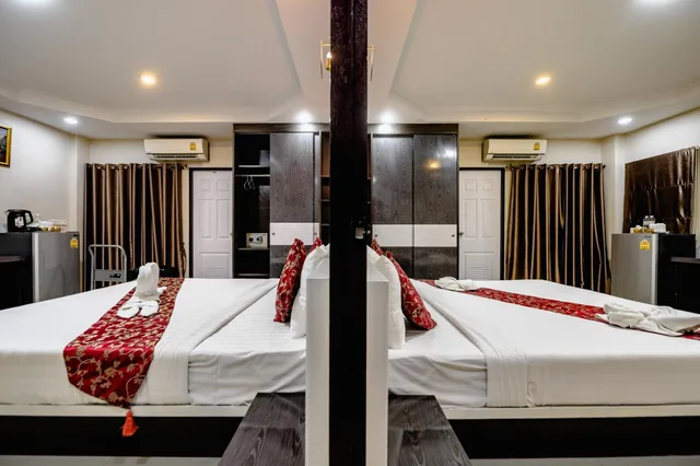 غرفة عائلية بسريرين كينج، Gold Airport Suites 7/9