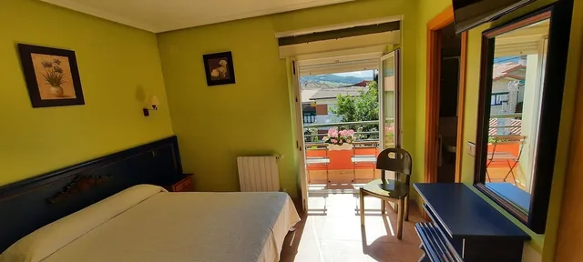 غرفة قياسية بسرير كوين بإطلالة على المدينة، La Casona 5/9