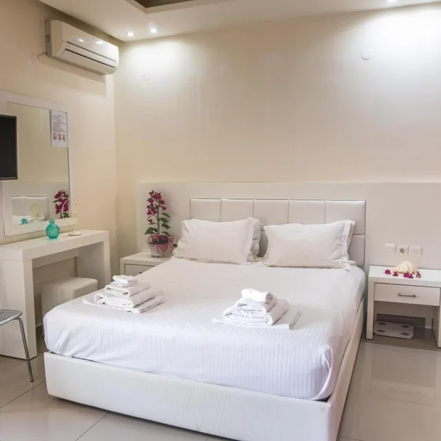 جناح بغرفتي نوم، Hotel Macedon 6/10