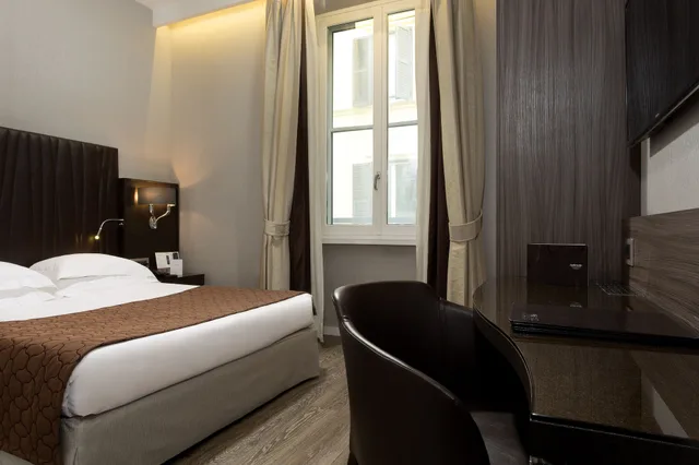 غرفة أساسية بسرير كوين، Artemide Hotel 1/2
