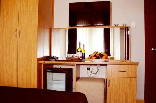 غرفة قياسية بسريرين منفصلين، Agora Boutique Hotel & Bistro 6/6