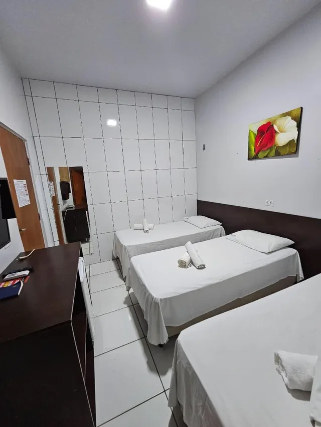 غرفة قياسية ثلاثية، New Center Hotel 4/10