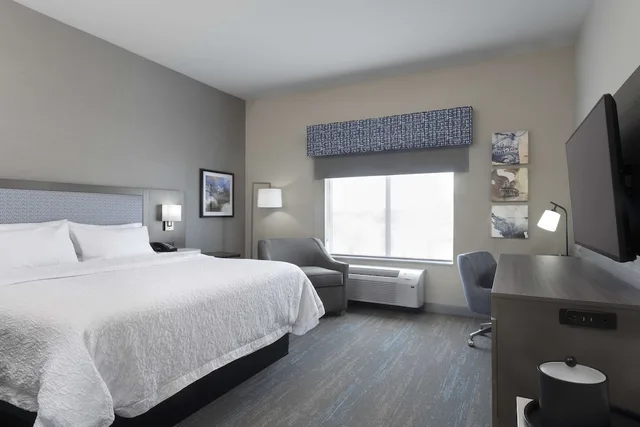 جناح بسرير كينج لذوي الإعاقة، Hampton Inn & Suites St. Charles Old Town Area, MO 1/2