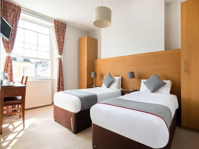 Deluxe, Triple, Multiple Beds، The Regency, Clifton Bristol 4/9