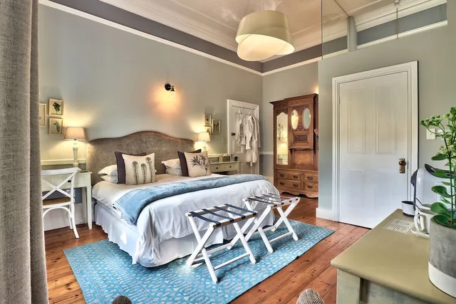 Deluxe, Double Bed, Parker Cottage 3/7