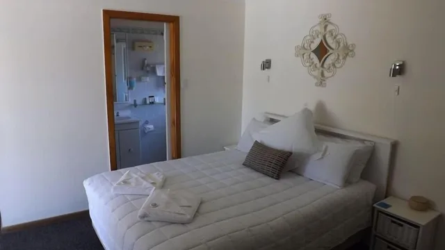 غرفة ديلوكس بسرير كوين، KARUAH MOTOR INN 9/10