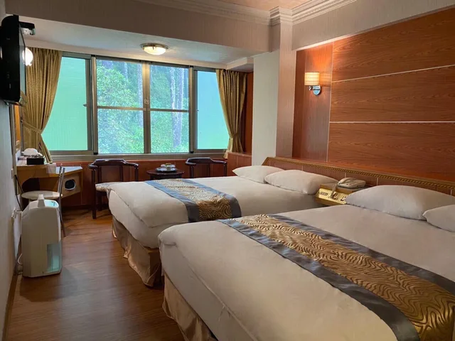 غرفة قياسية بسريرين مزدوجين، Ali-Shan Kaofeng Hotel 2/3