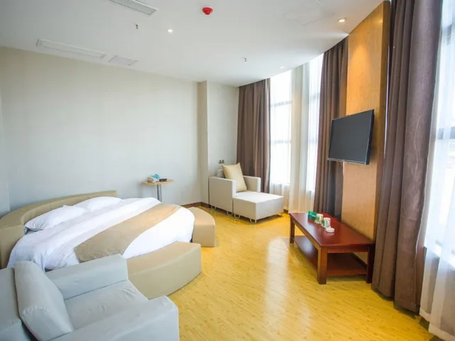 جناح سوبيريور، GreenTree Inn Hefei Lujiang County NO.1 Jin Street Express Hotel 1/2