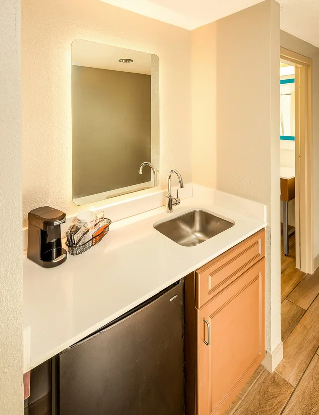 غرفة بسرير كينج لذوي الإعاقة، Hampton Inn and Suites St. Augustine-Vilano Beach 7/8