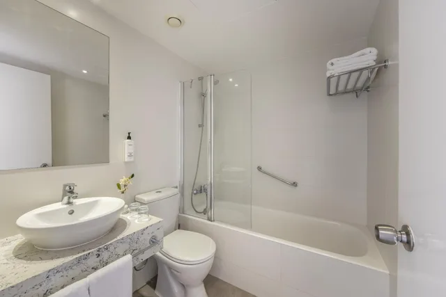 Superior, Double or Twin Bed, Side Sea View، Kapetanios Aqua Resort 3/3