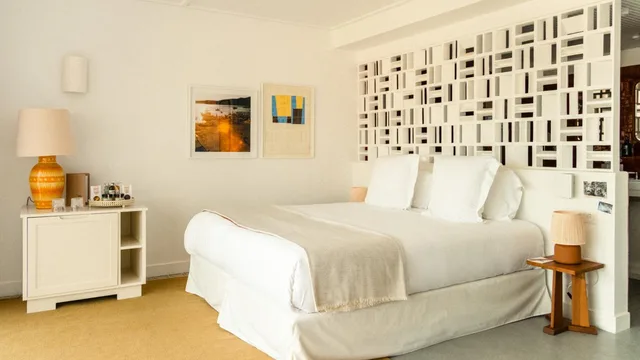 غرفة ديلوكس، Hotel Les Roches Rouges 1/3